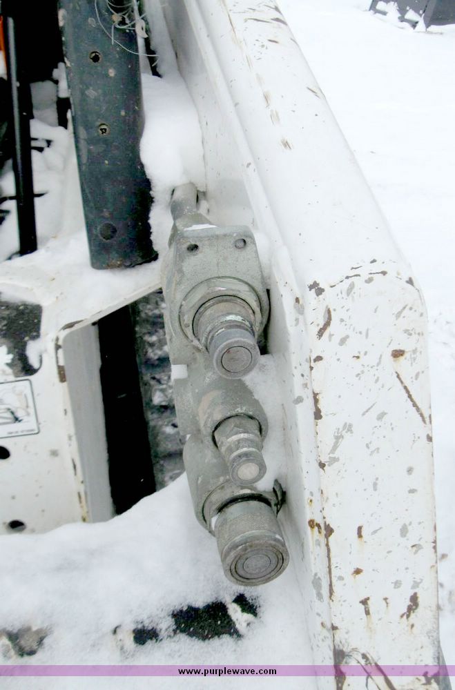 image for item 5219 2005 Bobcat T140 compact track loader