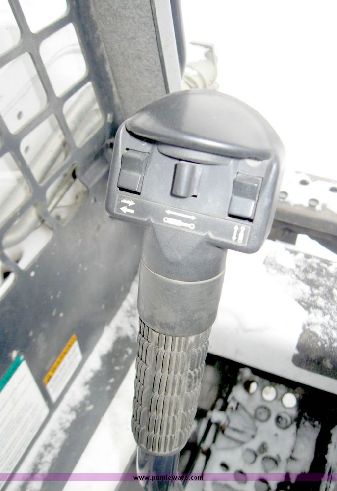 image for item 5221 2005 Bobcat S185 skid steer