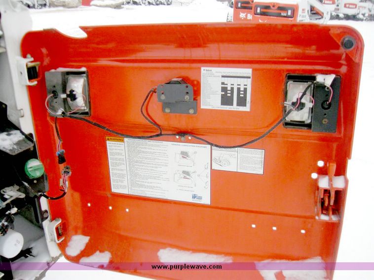 image for item 5221 2005 Bobcat S185 skid steer