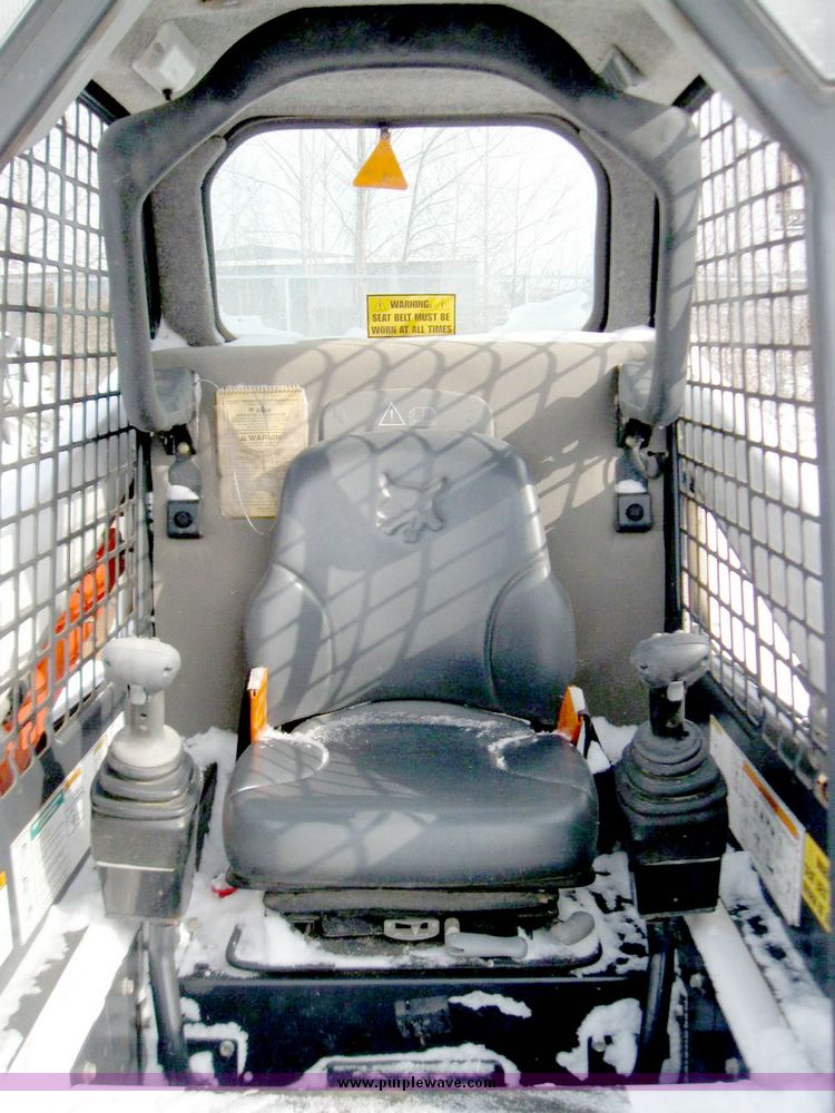 image for item 5222 2005 Bobcat S160 skid steer