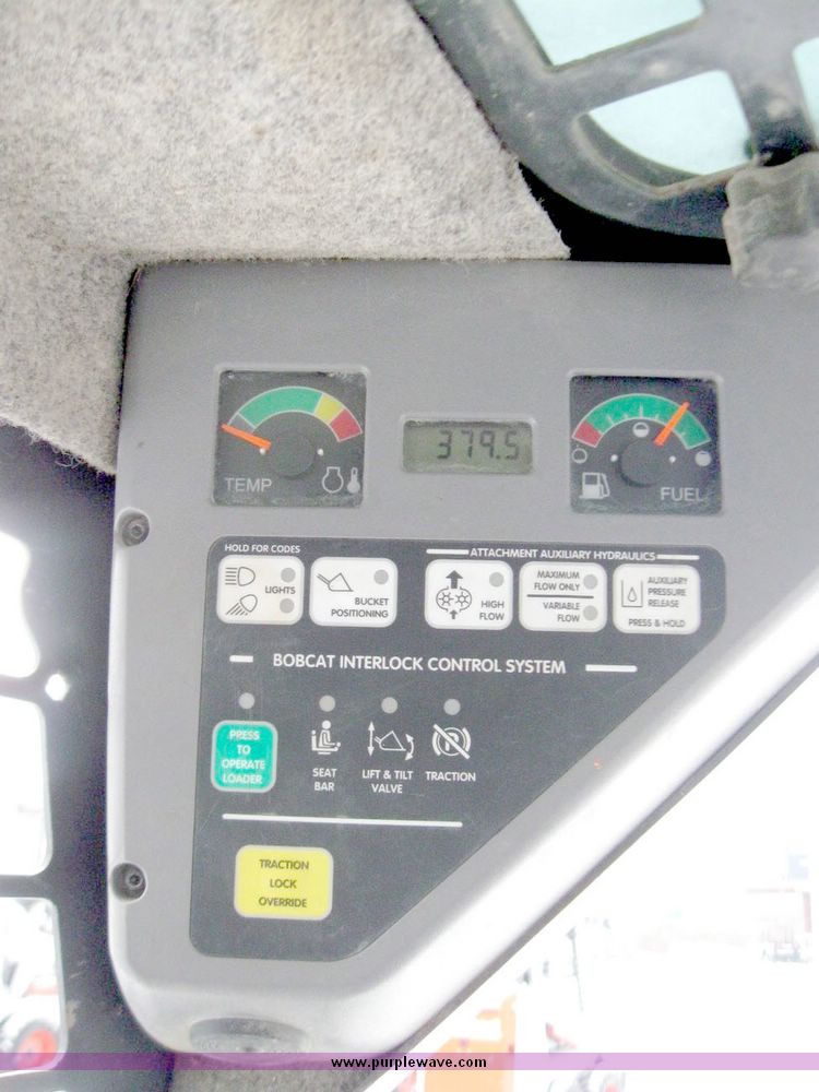 image for item 5222 2005 Bobcat S160 skid steer