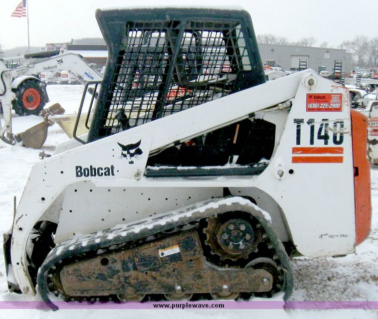 image for item 5223 2005 Bobcat T140 compact track loader