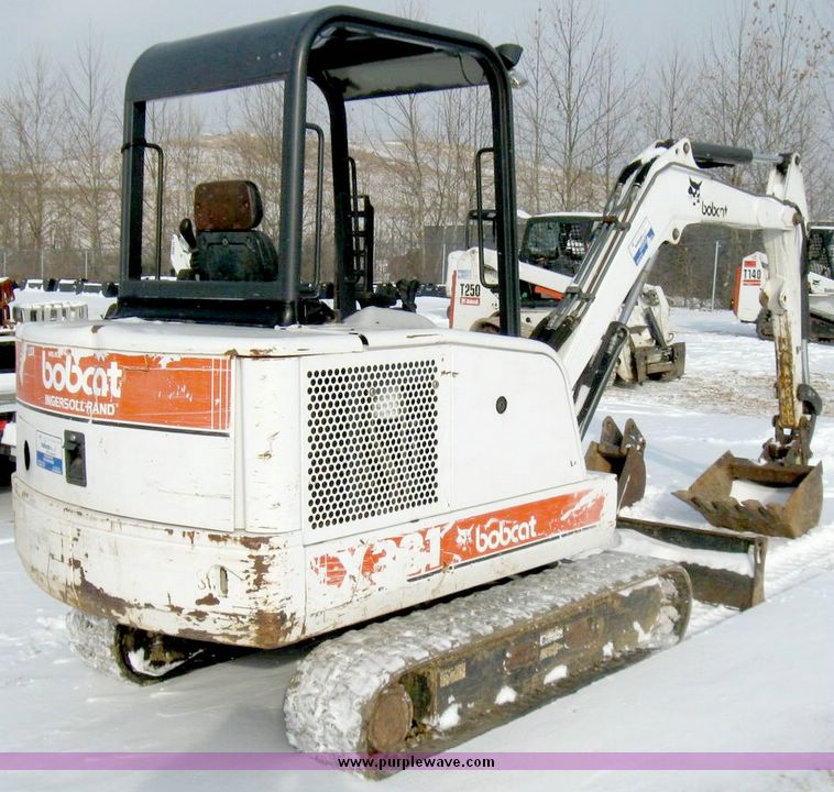 image for item 5224 1998 Bobcat 331 compact excavator