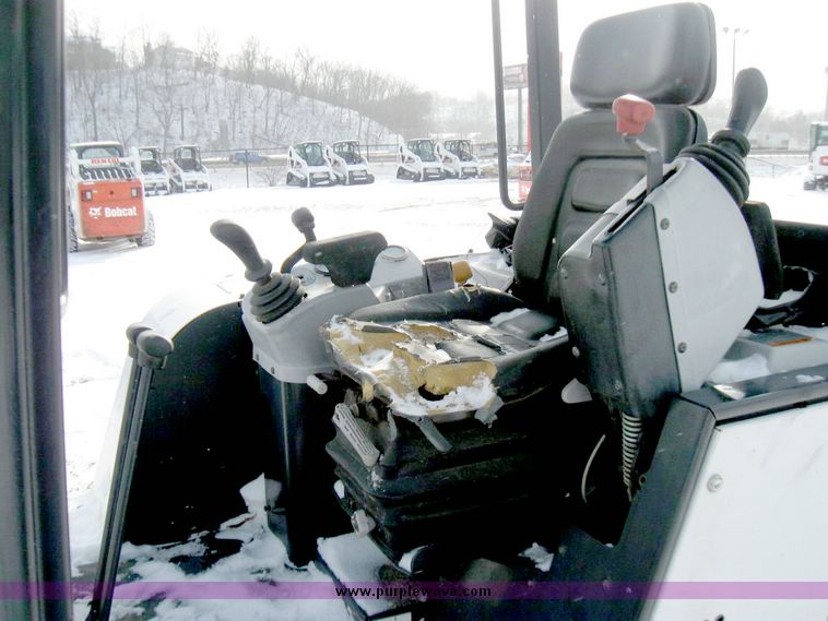 image for item 5224 1998 Bobcat 331 compact excavator