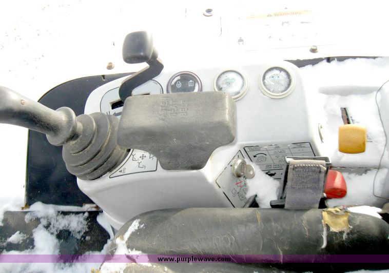 image for item 5224 1998 Bobcat 331 compact excavator