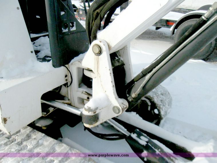 image for item 5224 1998 Bobcat 331 compact excavator