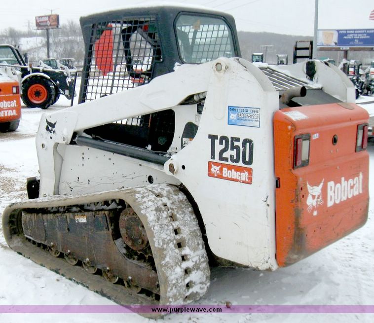 image for item 5225 2006 Bobcat T250 compact track loader