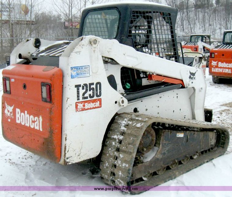 image for item 5225 2006 Bobcat T250 compact track loader
