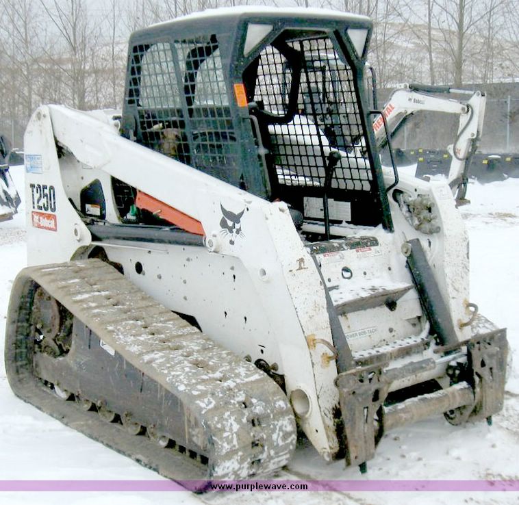 image for item 5225 2006 Bobcat T250 compact track loader