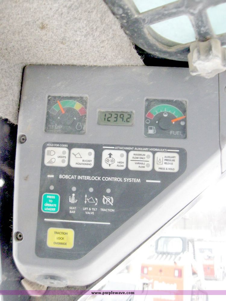 image for item 5225 2006 Bobcat T250 compact track loader