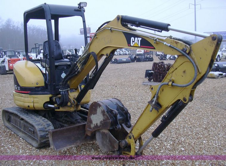 image for item 5226 2003 Caterpillar 303CR compact excavator
