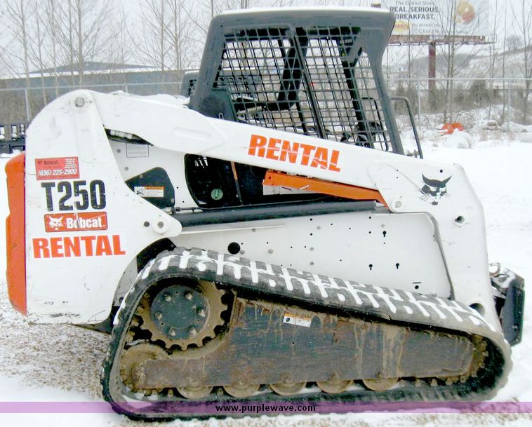 image for item 5228 2007 Bobcat T250 compact track loader