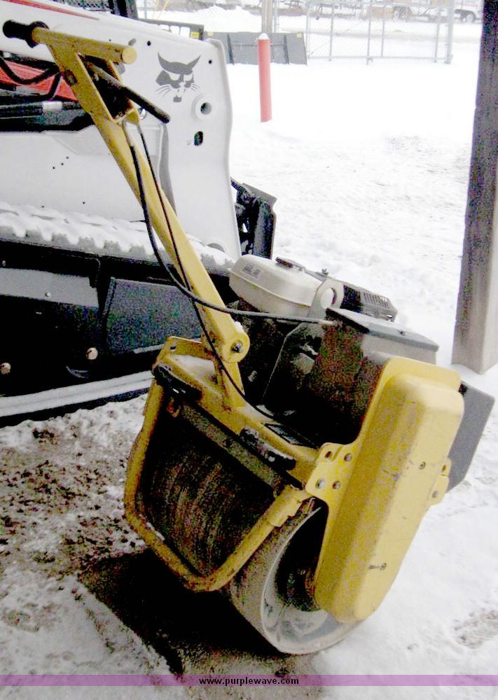 image for item 5229 2000 Bomag BW55E roller