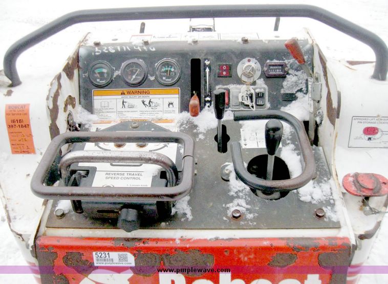 image for item 5231 2005 Bobcat MT52 mini track loader