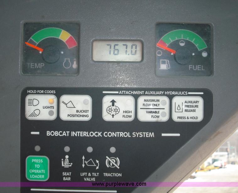 image for item 5232 2006 Bobcat T140 compact track loader