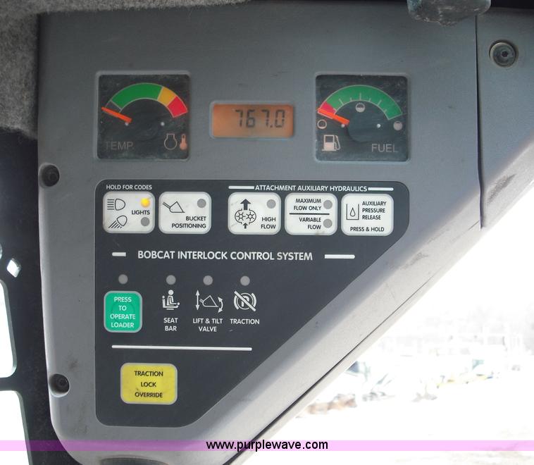 image for item 5232 2006 Bobcat T140 compact track loader