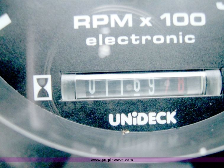 image for item 5233 2006 Bobcat V518 Versa Handler