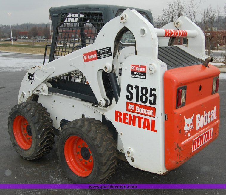image for item 6033 2007 Bobcat S185 skid steer