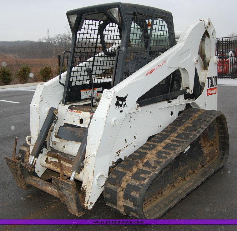 image for item 6034 2006 Bobcat T300 compact track loader