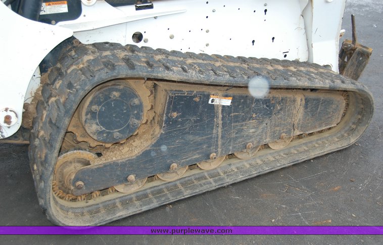 image for item 6034 2006 Bobcat T300 compact track loader