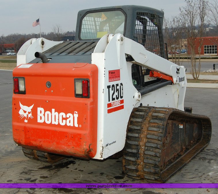 image for item 6035 2005 Bobcat T250 compact track loader