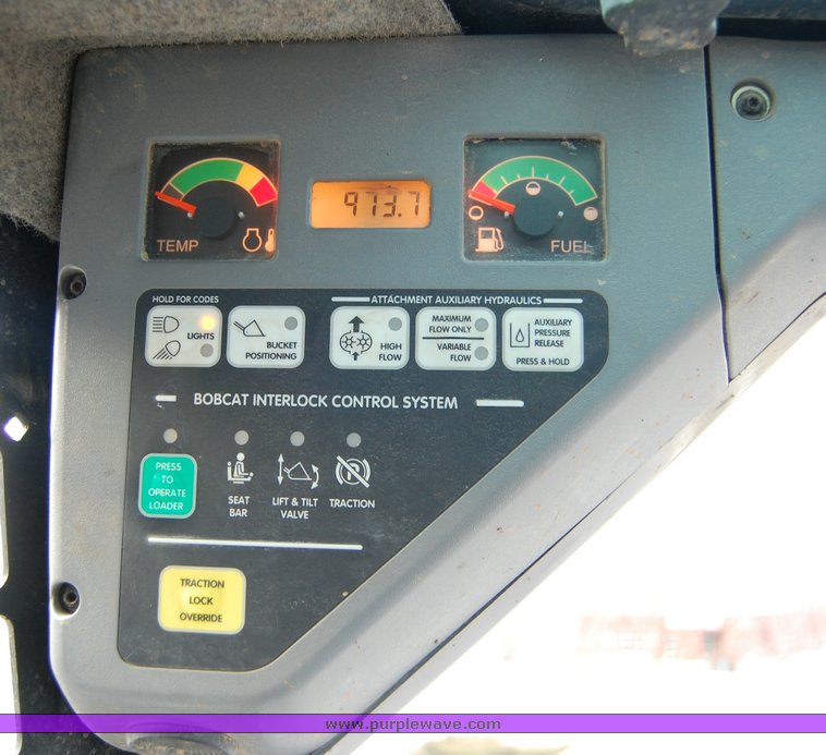 image for item 6035 2005 Bobcat T250 compact track loader