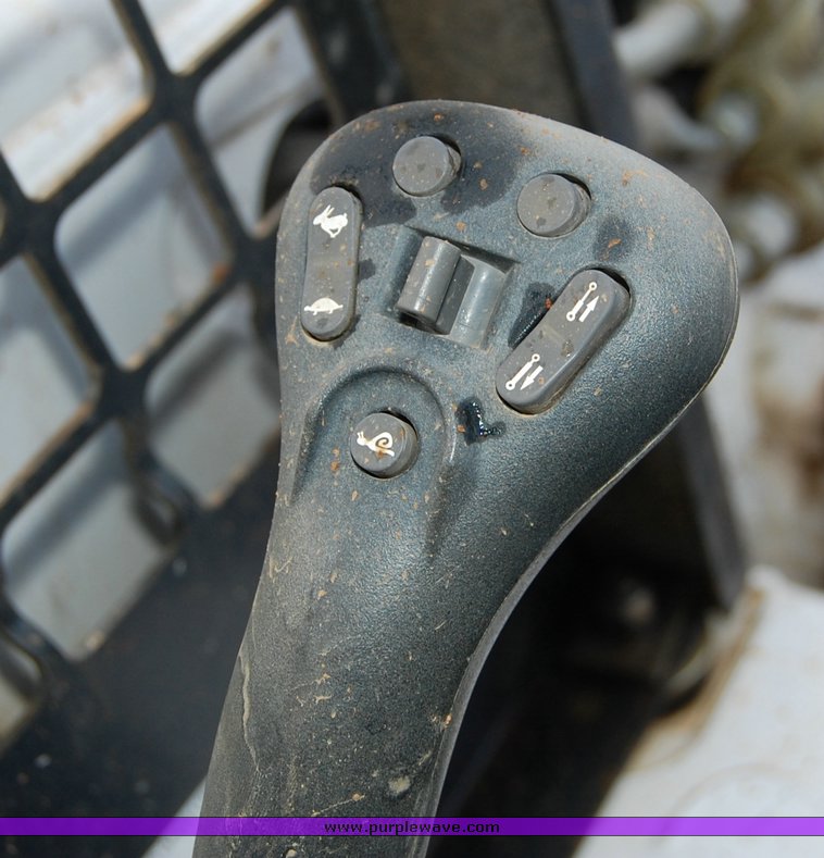 image for item 6035 2005 Bobcat T250 compact track loader