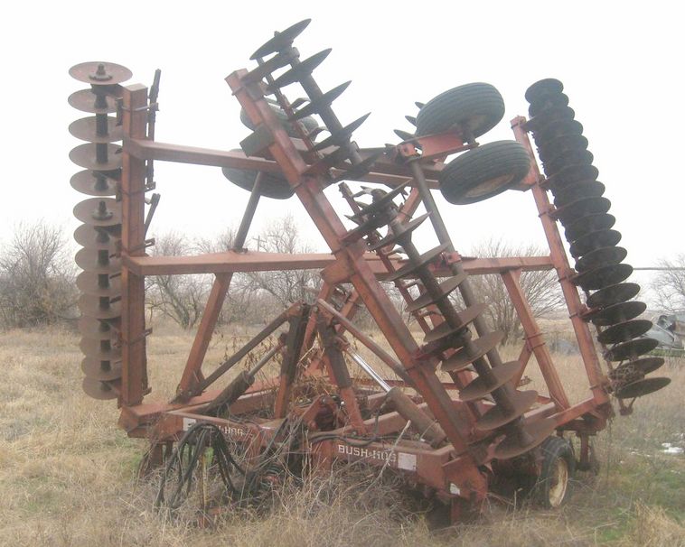 image for item 3771 Bush Hog 32' double offset disc