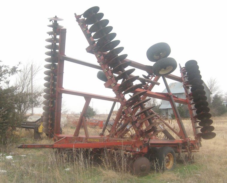image for item 3771 Bush Hog 32' double offset disc