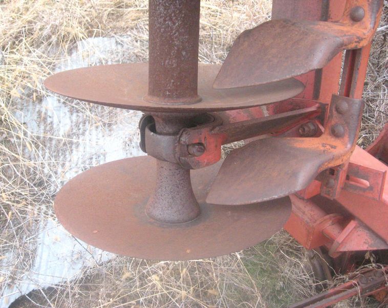 image for item 3771 Bush Hog 32' double offset disc