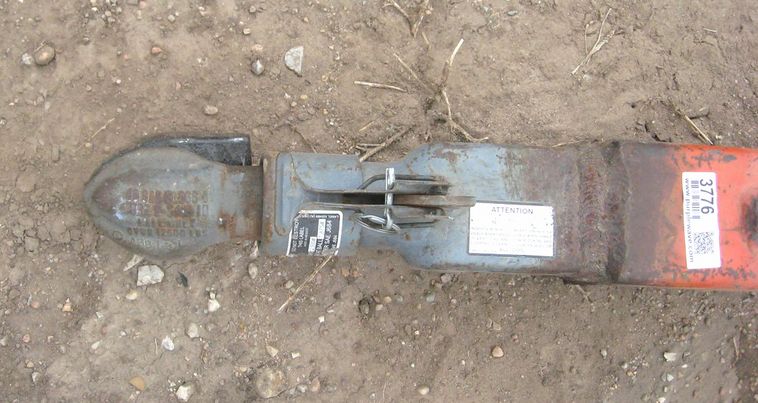 image for item 3776 Sterling 35' rolling packer