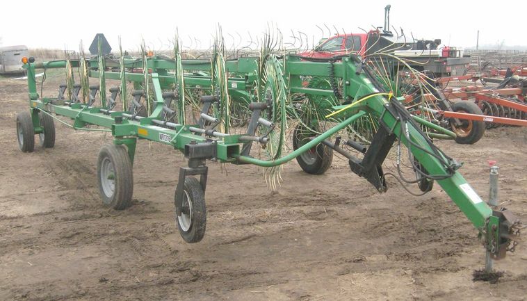image for item 3777 Frontier WR1216 double windrow wheel rake