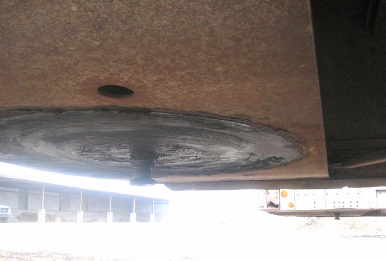 image for item 3779 1980 Guthrie 42' grain trailer