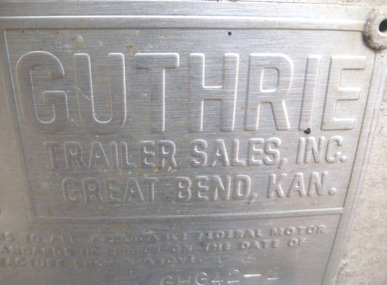 image for item 3779 1980 Guthrie 42' grain trailer