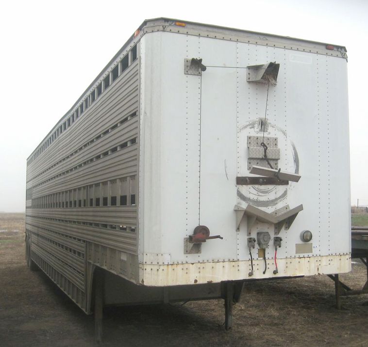 image for item 3782 1975 American Trailers Inc. aluminum cattle pot