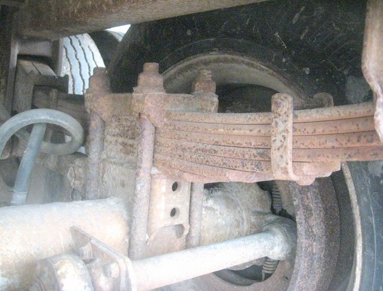 image for item 3782 1975 American Trailers Inc. aluminum cattle pot