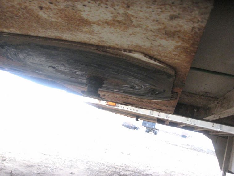 image for item 3782 1975 American Trailers Inc. aluminum cattle pot