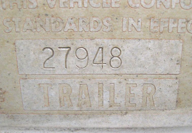 image for item 3782 1975 American Trailers Inc. aluminum cattle pot