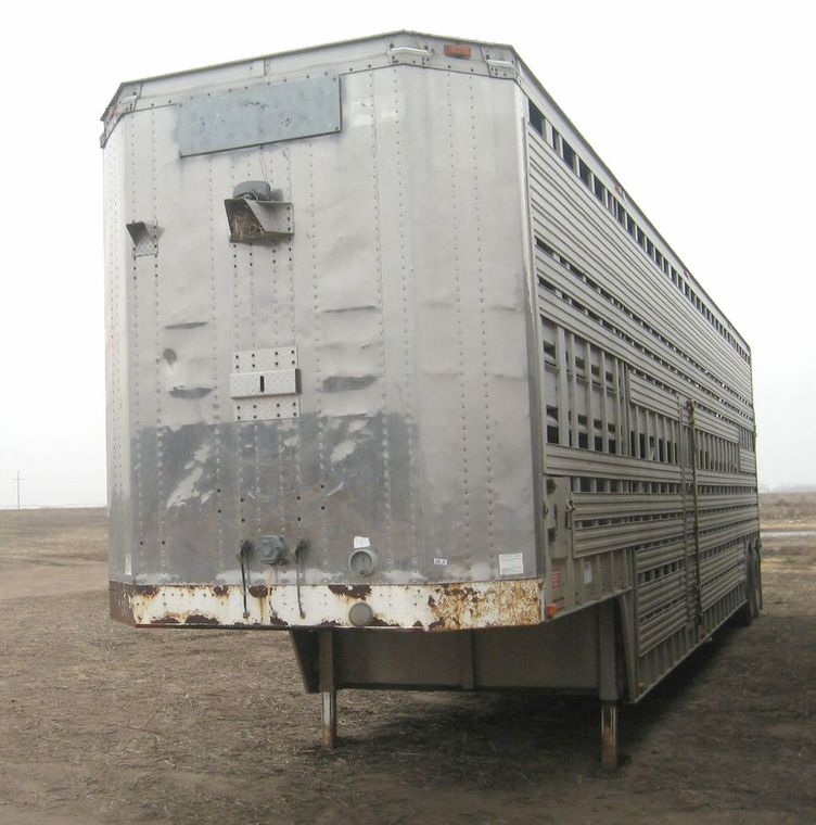 image for item 3783 1984 Polar American aluminum cattle pot trailer