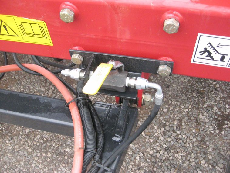 image for item 3788 2008 Case IH SDX40 air seed no-till drill