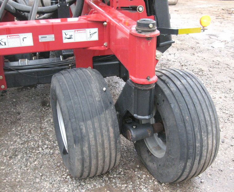 image for item 3788 2008 Case IH SDX40 air seed no-till drill