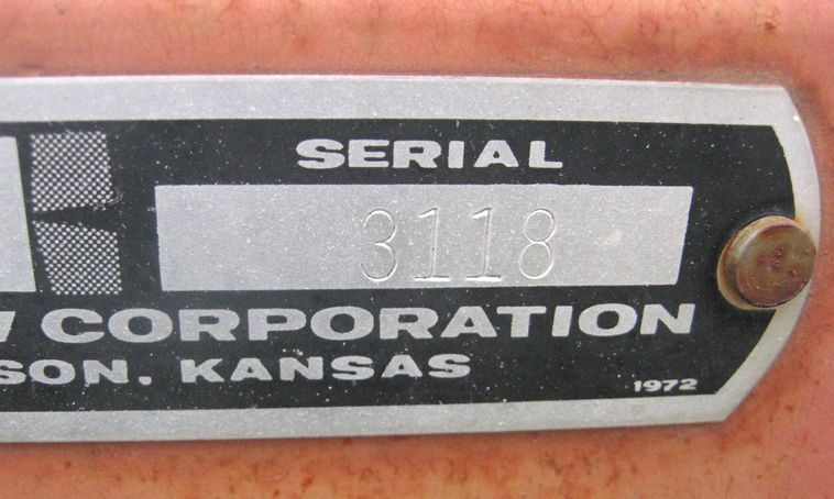 image for item 3799 Krause 3124 field cultivator with front trash disc and pickers