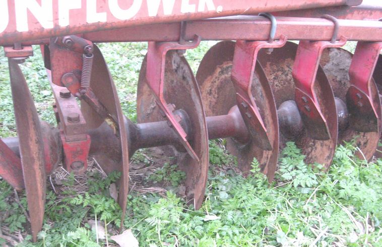 image for item 3800 Sunflower 33' double offset disc