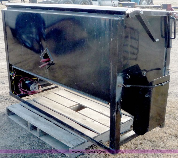 image for item 5129 3C cattle feeder