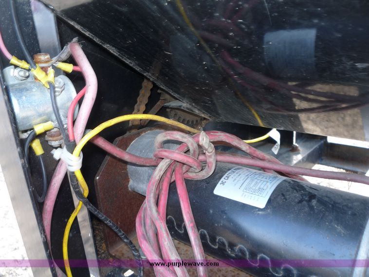 image for item 5129 3C cattle feeder