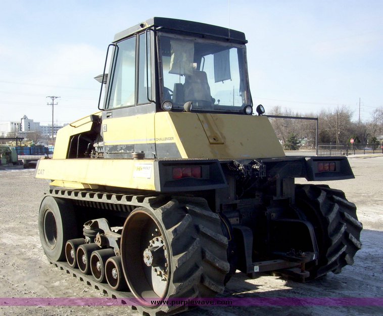 image for item 5327 1988 Caterpillar Challenger 65 tractor