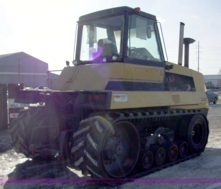 image for item 5327 1988 Caterpillar Challenger 65 tractor