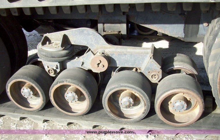 image for item 5327 1988 Caterpillar Challenger 65 tractor