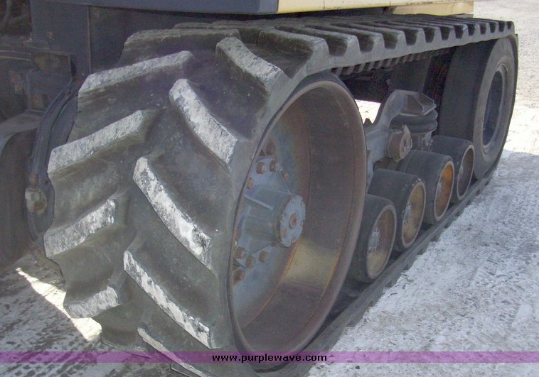 image for item 5327 1988 Caterpillar Challenger 65 tractor