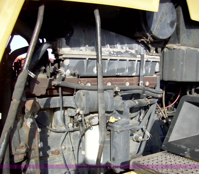 image for item 5327 1988 Caterpillar Challenger 65 tractor